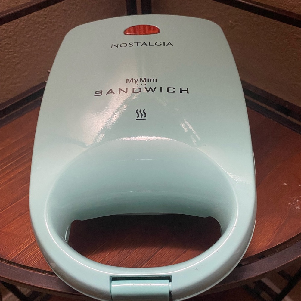 Nostalgia MyMini Aqua Sandwich Maker